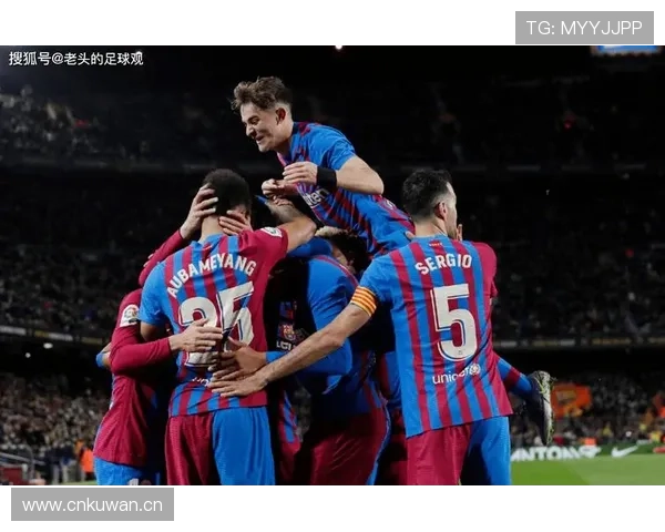 居莱尔 vs 哈维·西蒙斯:新星进攻效率与战术适配性对比分析 居莱尔 vs 哈维·西蒙斯:新星进攻效率与战术适配性对比分析